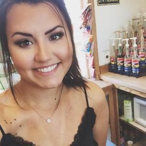 Meet your Posher, Hannah